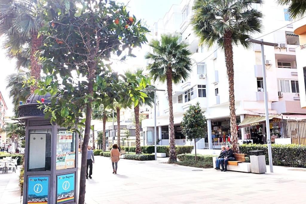 Bonito Apartamento De Dos Dormitorios En El Centro Y Calle San Miguel Torremolinos Exterior photo